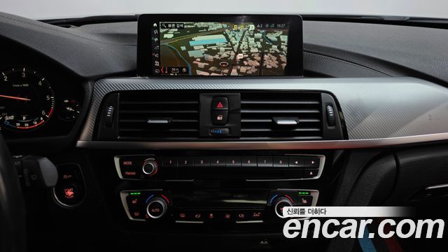 BMW 3 Series (F30) 320d Touring M Sport Shadow 2019 — фото 13