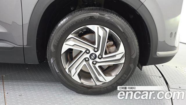 Hyundai Santa Fe Gasoline 2.5T 2WD Prestige 2021 — фото 21