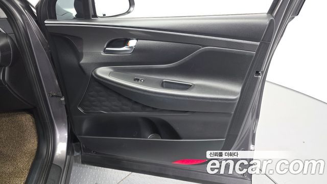 Hyundai Santa Fe Gasoline 2.5T 2WD Prestige 2021 — фото 24
