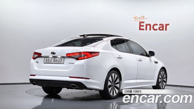 Kia K5 2.4 GDI Prestige 2011 — фото 2