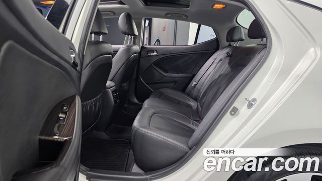 Kia K5 2.4 GDI Prestige 2011 — фото 11