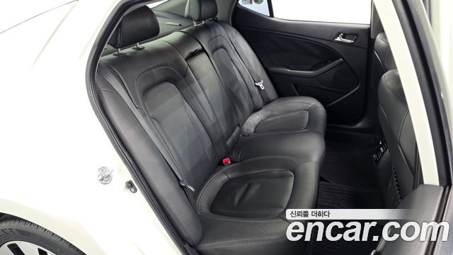 Kia K5 2.4 GDI Prestige 2011 — фото 12