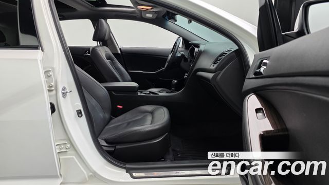 Kia K5 2.4 GDI Prestige 2011 — фото 26