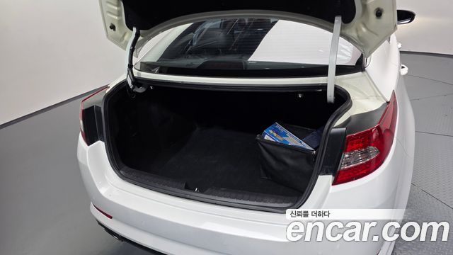 Kia K5 2.4 GDI Prestige 2011 — фото 32