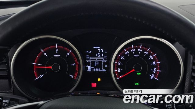 KG Mobility (SsangYong) Tivoli Air Diesel IX 2WD 2017 — фото 8