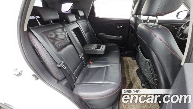 KG Mobility (SsangYong) Tivoli Air Diesel IX 2WD 2017 — фото 12