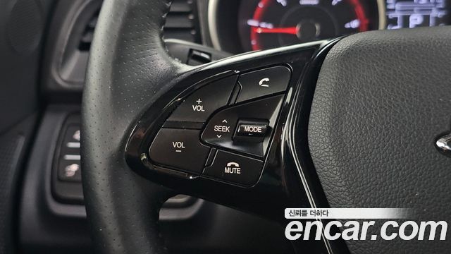 KG Mobility (SsangYong) Tivoli Air Diesel IX 2WD 2017 — фото 32