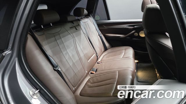 BMW X5 (F15) xDrive M50d 2018 — фото 11