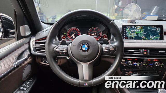 BMW X5 (F15) xDrive M50d 2018 — фото 13