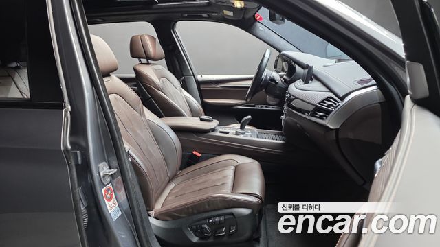 BMW X5 (F15) xDrive M50d 2018 — фото 26