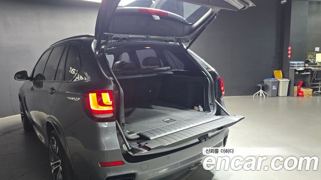 BMW X5 (F15) xDrive M50d 2018 — фото 32