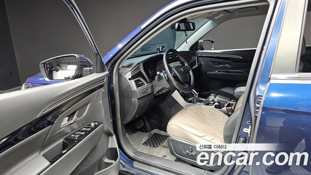 KG Mobility (SsangYong) Beautiful Korando Gasoline 1.5 2WD C5 Plus 2021 — фото 10