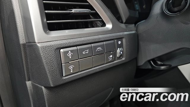 KG Mobility (SsangYong) Beautiful Korando Gasoline 1.5 2WD C5 Plus 2021 — фото 20