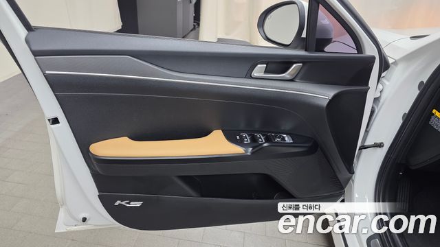 Kia K5 (III) 2.0 Prestige 2020 — фото 24