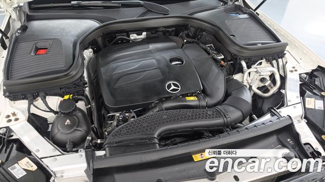Mercedes-Benz GLC-Class (X253) GLC300 4MATIC Premium Coupe 2021 — фото 6
