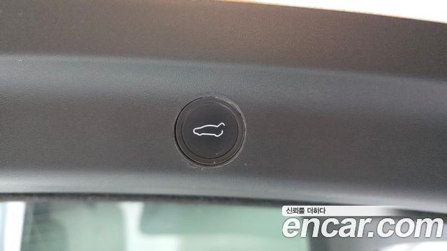 Tesla Model Y Long Range AWD 2021 — фото 19