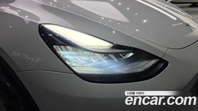 Tesla Model Y Long Range AWD 2021 — фото 22