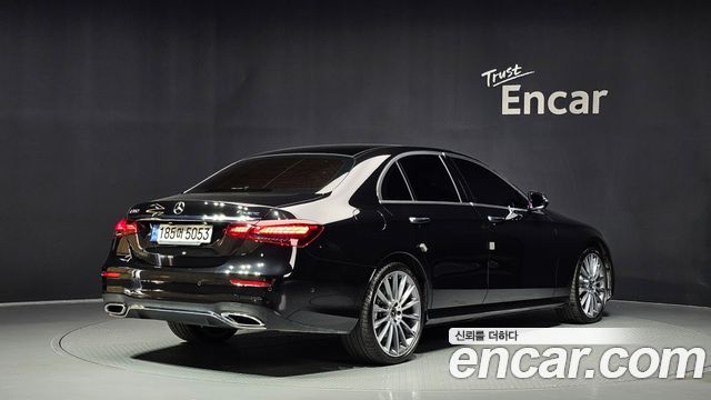Mercedes-Benz E-Class (W213) E350 4MATIC AMG Line 2022 — фото 2