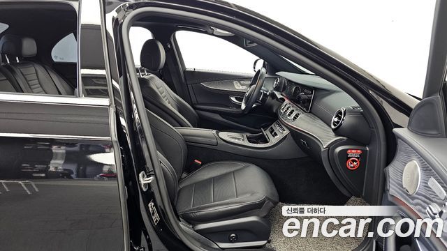 Mercedes-Benz E-Class (W213) E350 4MATIC AMG Line 2022 — фото 11