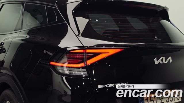 Kia Sportage (V) Gasoline 1.6 Turbo 2WD Signature Gravity 2022 — фото 23