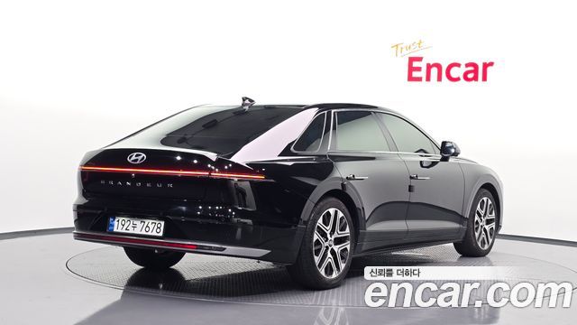 Hyundai Grandeur Hybrid (GN7) Exclusive 2023 — фото 2