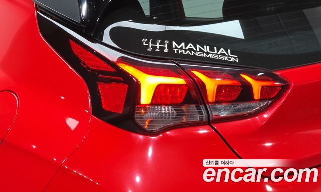 Hyundai Veloster (JS) 2.0 N 2019 — фото 23