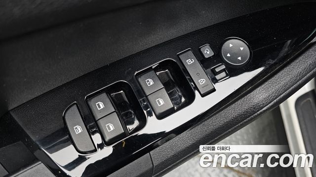 Kia Sportage Hybrid (V) Prestige 2WD 2022 — фото 13