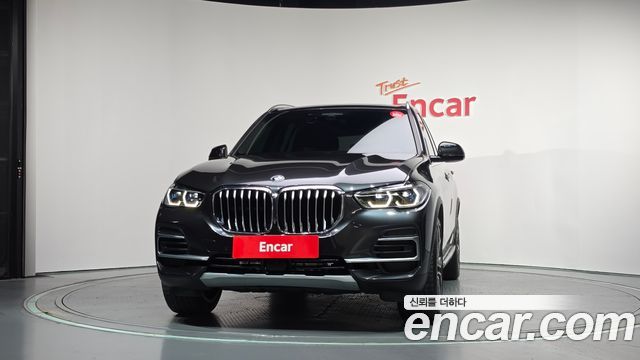 BMW X5 (G05) xDrive 40i xLine 2022 — фото 3