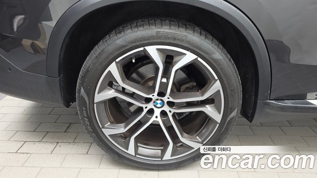 BMW X5 (G05) xDrive 40i xLine 2022 — фото 5