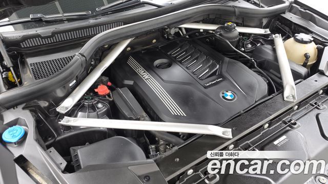 BMW X5 (G05) xDrive 40i xLine 2022 — фото 6