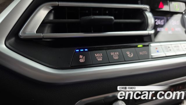 BMW X5 (G05) xDrive 40i xLine 2022 — фото 28