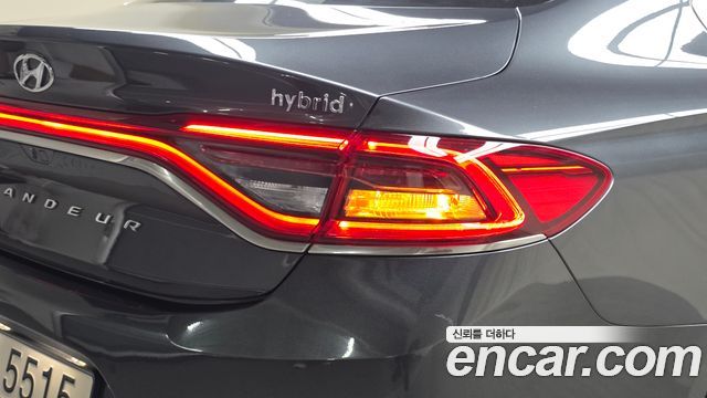Hyundai Grandeur Hybrid (IG) Exclusive Special 2019 — фото 23
