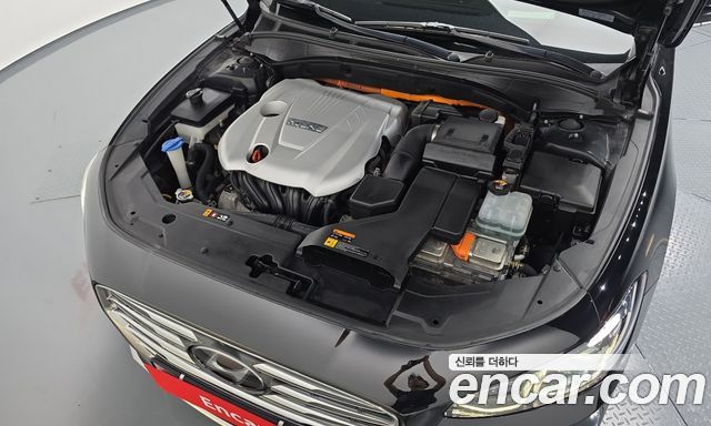 Hyundai Grandeur Hybrid (IG) Exclusive Special 2018 — фото 6
