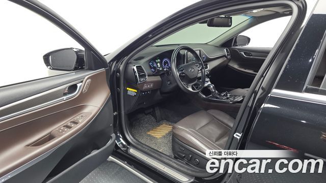 Hyundai Grandeur Hybrid (IG) Exclusive Special 2018 — фото 10