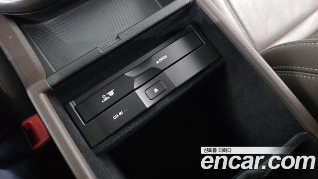 Hyundai Grandeur Hybrid (IG) Exclusive Special 2018 — фото 13