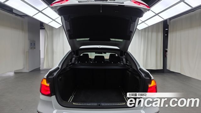 BMW 3 Series GT (F34) GT 320d xDrive Sport 2019 — фото 17