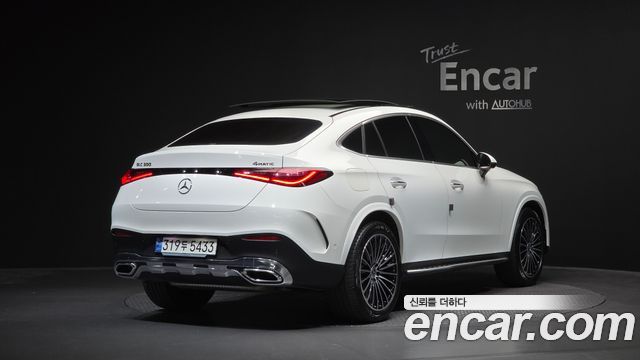 Mercedes-Benz GLC-Class (X254) GLC300 4MATIC Coupe 2024 — фото 2