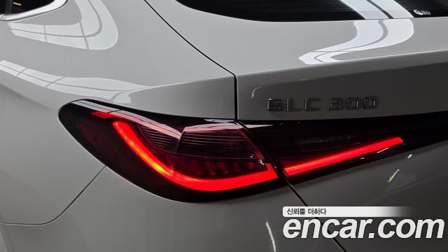 Mercedes-Benz GLC-Class (X254) GLC300 4MATIC Coupe 2024 — фото 23