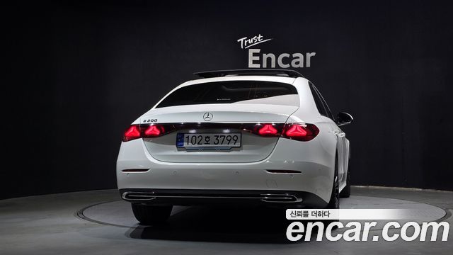 Mercedes-Benz E-Class (W214) E200 Avantgarde 2025 — фото 4