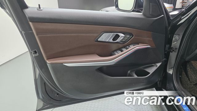 BMW 3 Series (G20) 320i Luxury 2021 — фото 24