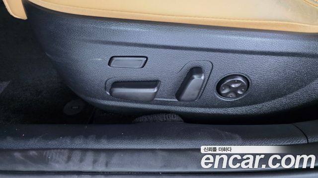 Kia K7 Premier 3.0 GDI Signature 2020 — фото 31