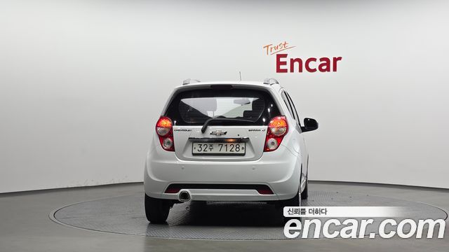 Chevrolet Spark Spark S LT 2014 — фото 4