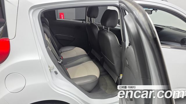 Chevrolet Spark Spark S LT 2014 — фото 12