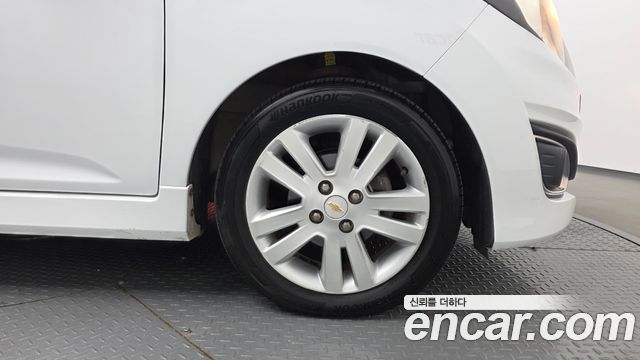Chevrolet Spark Spark S LT 2014 — фото 21
