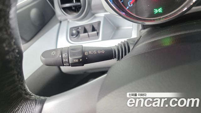 Chevrolet Spark Spark S LT 2014 — фото 27