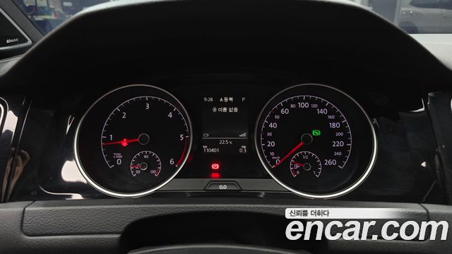 Volkswagen Golf (VII) 2.0 TDI Premium 2016 — фото 8