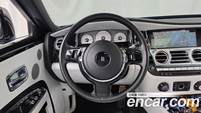 Rolls-Royce Ghost 6.6 EWB V12 2019 — фото 13