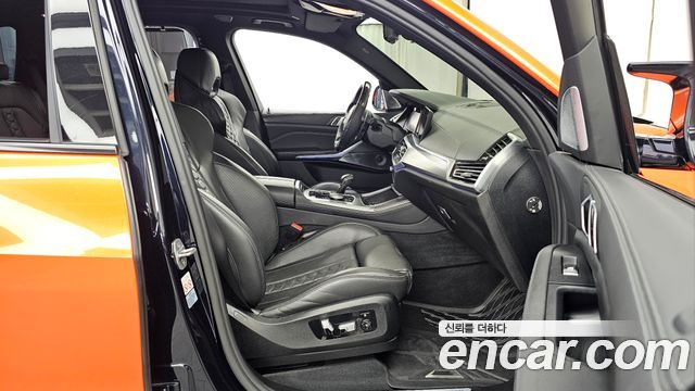 BMW X5M (G05) 4.4 2020 — фото 11