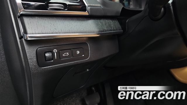 Volvo XC90 (II) T8 Ultimate Bright Hybrid 2022 — фото 14