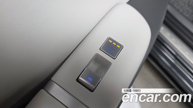 Hyundai Grandeur (GN7) 3.5 Gasoline 2WD Premium 2023 — фото 20